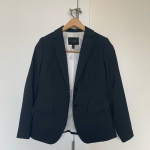EUC Banana Republic Long and Lean Blazer Black